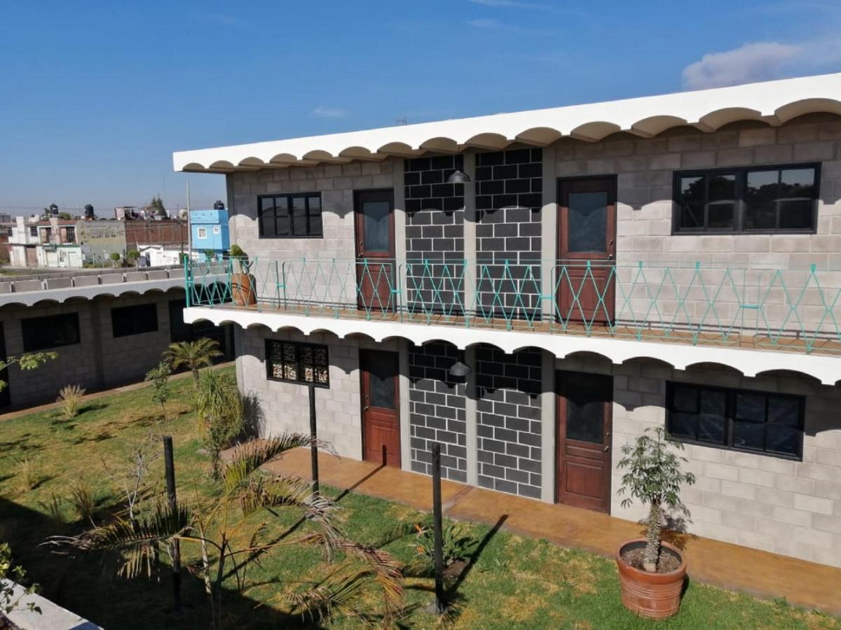 Calido Cosmos Hotel Cholula Exterior photo